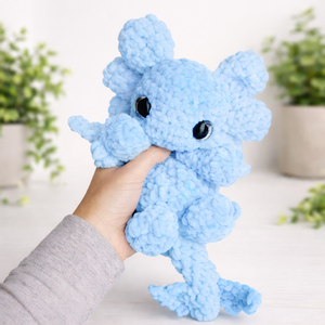 Horgolt kék sárkány plüss, Játék & Sport, Plüssállat & Játékfigura, Szörnyike, Horgolás, MESKA