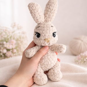 Horgolt bézs nyuszi plüss gyerekeknek, Játék & Sport, Plüssállat & Játékfigura, Nyuszi, Horgolás, MESKA