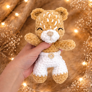 Horgolt alvó maci plüss gyerekeknek - játék & sport - plüssállat & játékfigura - maci - Meska.hu