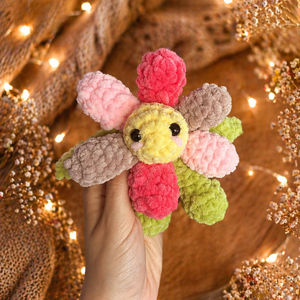 Horgolt színes virág plüss gyerekeknek - játék & sport - plüssállat & játékfigura - más figura - Meska.hu