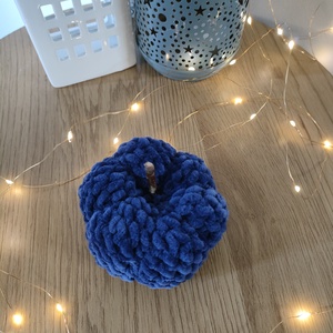 Horgolt tök zseníliafonalból, fa száracskával (10 cm), Kellékek & szerszámok, Dekorációs kellékek, Őszi dekor, Őszi dekortök, Horgolás, MESKA