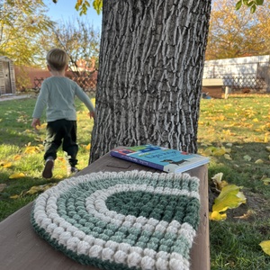 Horgolt szivárvány párna, Otthon & Életmód, Lakástextil, Székpárna, huzat, Horgolás, MESKA