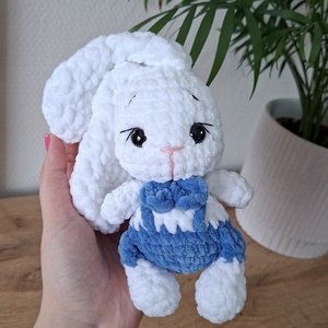 Kicsi hosszúfülű nyuszi horgolásminta - diy (csináld magad) - szabásminta, útmutató - horgolási minta - Meska.hu
