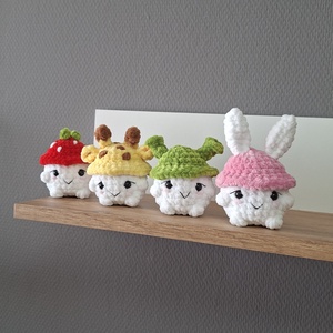 Horgolt mini zsiráf/shrek/eper/nyuszi sapkás gomba, Játék & Sport, Plüssállat & Játékfigura, Más figura, Horgolás, MESKA