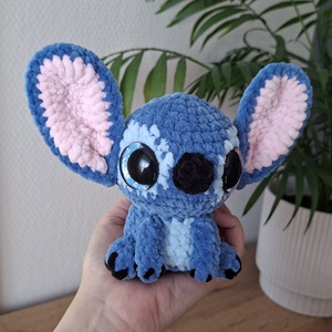 Horgolt óriás szemű stitch - játék & sport - plüssállat & játékfigura - más figura - Meska.hu