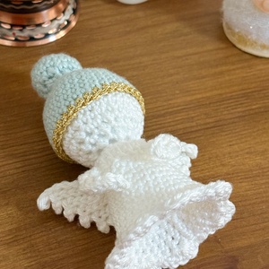 Angyalka pasztellkék sapkával - karácsony - karácsonyi ajándékozás - karácsonyi ajándékcsomagolás - Meska.hu