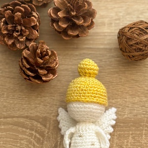 Horgolt angyalka - karácsony - karácsonyi lakásdekoráció - karácsonyi manók, figurák - Meska.hu