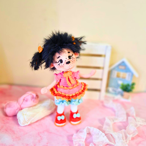 Horgolt baba, horgolás, amigurumi, Moncsicsi horgolt baba - Meska.hu
