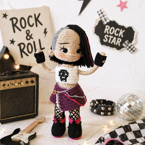 Rock lány baba. Amigurumi baba. Horgolt baba - Meska.hu