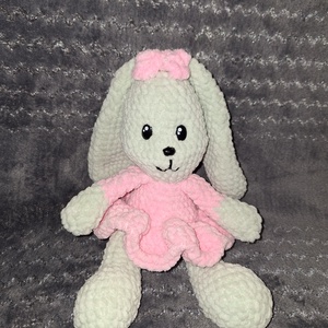 Páfrány az enyhén zöld nyuszilány - játék & sport - plüssállat & játékfigura - nyuszi - Meska.hu