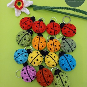 szerencsehozó katica - táska & tok - kulcstartó & táskadísz - táskadísz - Meska.hu