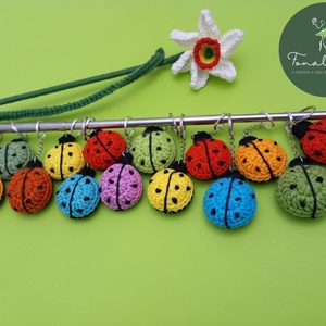 szerencsehozó katica - táska & tok - kulcstartó & táskadísz - táskadísz - Meska.hu