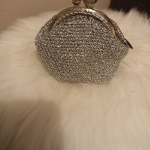 Csillogó ezüst pénztárca � elegáns, praktikus, kézzel készült kiegészítő - táska & tok - pénztárca & más tok - aprópénztartó - Meska.hu