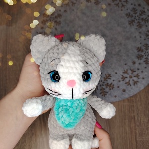 Horgolt kiscica  - játék & sport - plüssállat & játékfigura - cica - Meska.hu