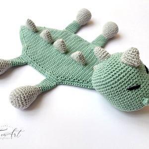 Dinó amigurumi szett - játék & sport - babalátogató ajándékcsomag - Meska.hu