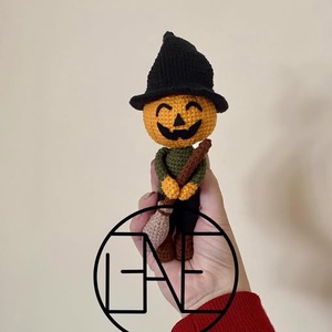 Jack, a boszi segéd - horgolásminta, DIY (Csináld magad), Szabásminta, útmutató, Horgolási minta, Horgolás, MESKA