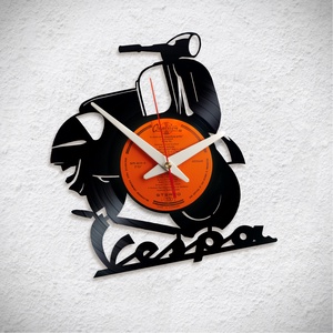 Vespa - Bakelit falióra, Otthon & Életmód, Dekoráció, Fali és függő dekoráció, Falióra & óra, Újrahasznosított alapanyagból készült termékek, MESKA