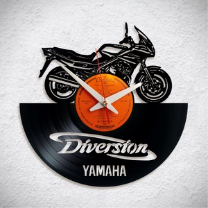 Yamaha XJ900 Diversion  - Bakelit falióra, Otthon & Lakás, Dekoráció, Fali és függő dekoráció, Falióra & óra, Újrahasznosított alapanyagból készült termékek, Meska