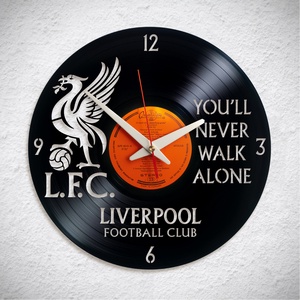 Liverpool FC - Bakelit falióra, Otthon & Életmód, Dekoráció, Fali és függő dekoráció, Falióra & óra, Újrahasznosított alapanyagból készült termékek, MESKA