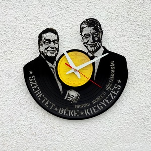 A béke órái - Viktor és Feri - Bakelit falióra, Otthon & Életmód, Dekoráció, Fali és függő dekoráció, Falióra & óra, Újrahasznosított alapanyagból készült termékek, MESKA