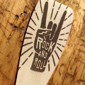 ÚJDONSÁG! Rock and Roll � Gravírozott spatula - fakanál, Otthon & Életmód, Ház & Kert, Bográcsozás, grillezés, Famegmunkálás, MESKA