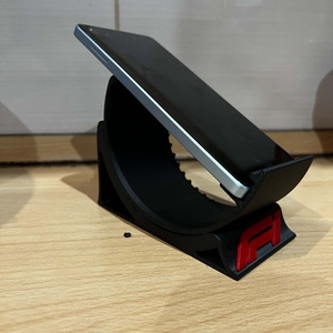 F1 telefonállvány – 3D nyomtatott, állítható dőlésszögű tartó, Otthon & Életmód, Tárolás & Rendszerezés, Asztali telefontartó, , F1 telefonállvány – 3D nyomtatott, állítható dőlésszögű tartó
Ez a 3D nyomtatott F1 telefonállvány ..., MESKA