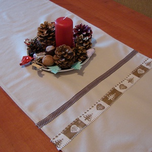 Karácsonyi asztalterítő, asztali futó - karácsony - karácsonyi lakásdekoráció - ünnepi asztaldekoráció - Meska.hu