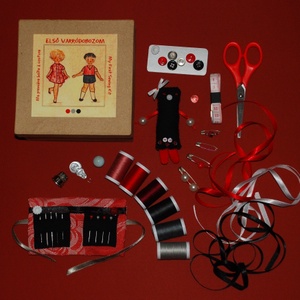 Bonini Varródoboza - Vörös-Fehér-Fekete - Meska.hu