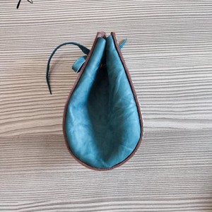 Remeték Titkos Társasága logóval ellátott kockatartó szütyő - játék & sport - táblajáték és kártyajáték - társasjátékok - dobókocka - Meska.hu