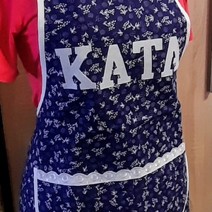 Névre szóló kékfestő mintás kötény madéra csipkével  - otthon & életmód - konyhafelszerelés, tálalás - konyhai textil - kötény - Meska.hu