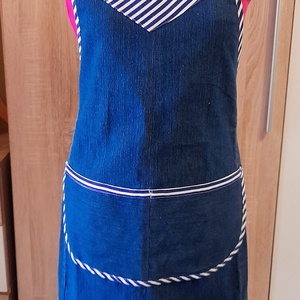 Női kék farmerkötémy inggallérral. - otthon & életmód - konyhafelszerelés, tálalás - konyhai textil - kötény - Meska.hu