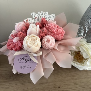 Illatviasz virág box Anyáknapjára, születésnapra, Kellékek & szerszámok, Dekorációs kellékek, Dekorációs gyertya, Gyertya-, mécseskészítés, MESKA