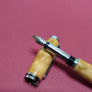 Fa toll , töltőtoll oliva fából - otthon & életmód - papír, írószer - ceruza & toll - Meska.hu