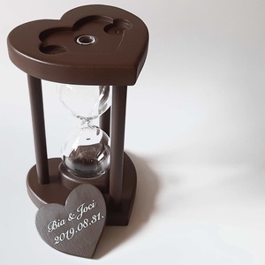 Csokoládébarna szív formájú fa homokóra esküvőre -  - Meska.hu