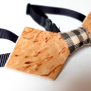 Fa csokornyakkendő (gyökér furnérral) - esküvő - kiegészítők - nyakkendő - Meska.hu