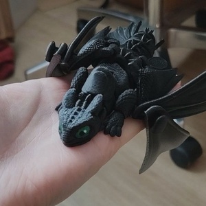 Fekete mozgatható sárkány figura, Otthon & Életmód, Dekoráció, Asztal és polc dekoráció, Asztaldísz, Festett tárgyak, MESKA