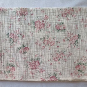 Nyári muszlin babatakaró kánikula duplagéz gyerektakaró 70x90 cm romantikus virágok  - Meska.hu