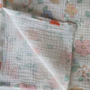 Nyári muszlin babatakaró kánikula duplagéz gyerektakaró 70x90 cm epres - otthon & életmód - babaszoba, gyerekszoba - babatakaró, gyerek pléd - Meska.hu