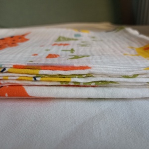 Nyári muszlin kánikula ovistakaró duplagéz gyerektakaró 100x130 cm színes dínós  - otthon & életmód - babaszoba, gyerekszoba - babatakaró, gyerek pléd - Meska.hu