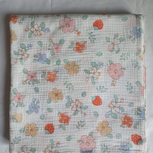 Baba kétrétegű muszlin takaró duplagéz meleg szobába 70x90 cm epres - Meska.hu