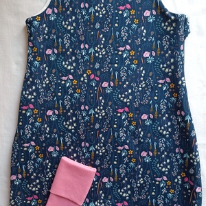 80-86-92-es őszi téli tipegő hálózsák 21-23 fokba átmeneti pamut sötétkék virágos, Baba - mama, Babaruházat, Tipegőhálózsák, Varrás, MESKA