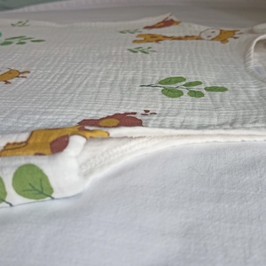 74-80-86-os nyári muszlin tipegő hálózsák duplagéz zsiráfos - baba - mama - babaruházat - tipegőhálózsák - Meska.hu