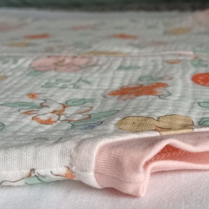 116-122-128-as Nyári muszlin tipegő hálózsák duplagéz epres virágos - baba - mama - babaruházat - tipegőhálózsák - Meska.hu