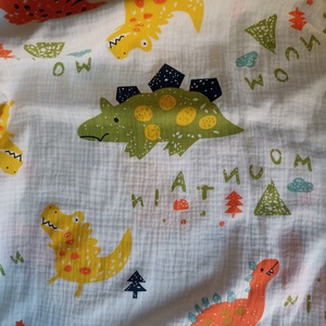 140x190 cm  Nyári muszlin felnőtt takaró kánikula duplagéz színes dínós - otthon & életmód - lakástextil - felnőtt takaró, pléd - Meska.hu