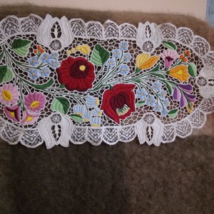 Kalocsai riseliős terítő - Meska.hu