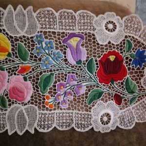 Kalocsai riseliős terítő - otthon & életmód - konyhafelszerelés, tálalás - tálalás - terítő - Meska.hu Kalocsai riseliős terítő - otthon & életmód - konyhafelszerelés, tálalás - tálalás - terítő - Meska.hu