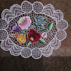 Kalocsai riseliős terítő - otthon & életmód - dekoráció - asztal és polc dekoráció - asztaldísz - Meska.hu