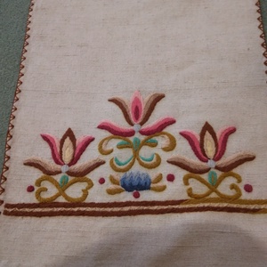 Kunsági futó - otthon & életmód - dekoráció - dísztárgy - Meska.hu