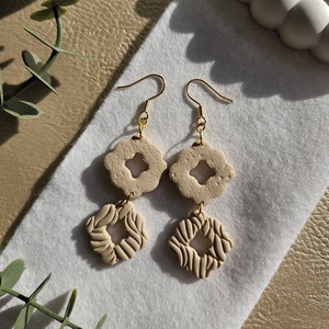 ISABELLA fülbevaló, Ékszer, Fülbevaló, Lógó fülbevaló, Ékszerkészítés, MESKA