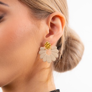 LILY fülbevaló - ékszer - fülbevaló - lógó fülbevaló - Meska.hu